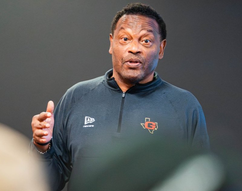 Houston Gamblers HC Kevin Sumlin Talks Early UFL Camp Progress