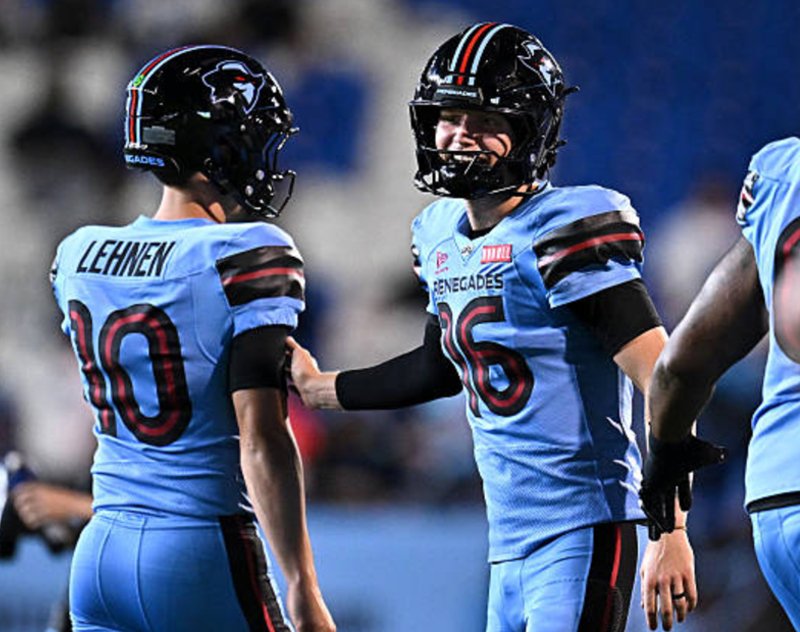 Renegades Handle Business, Take Down Battlehawks In Dallas